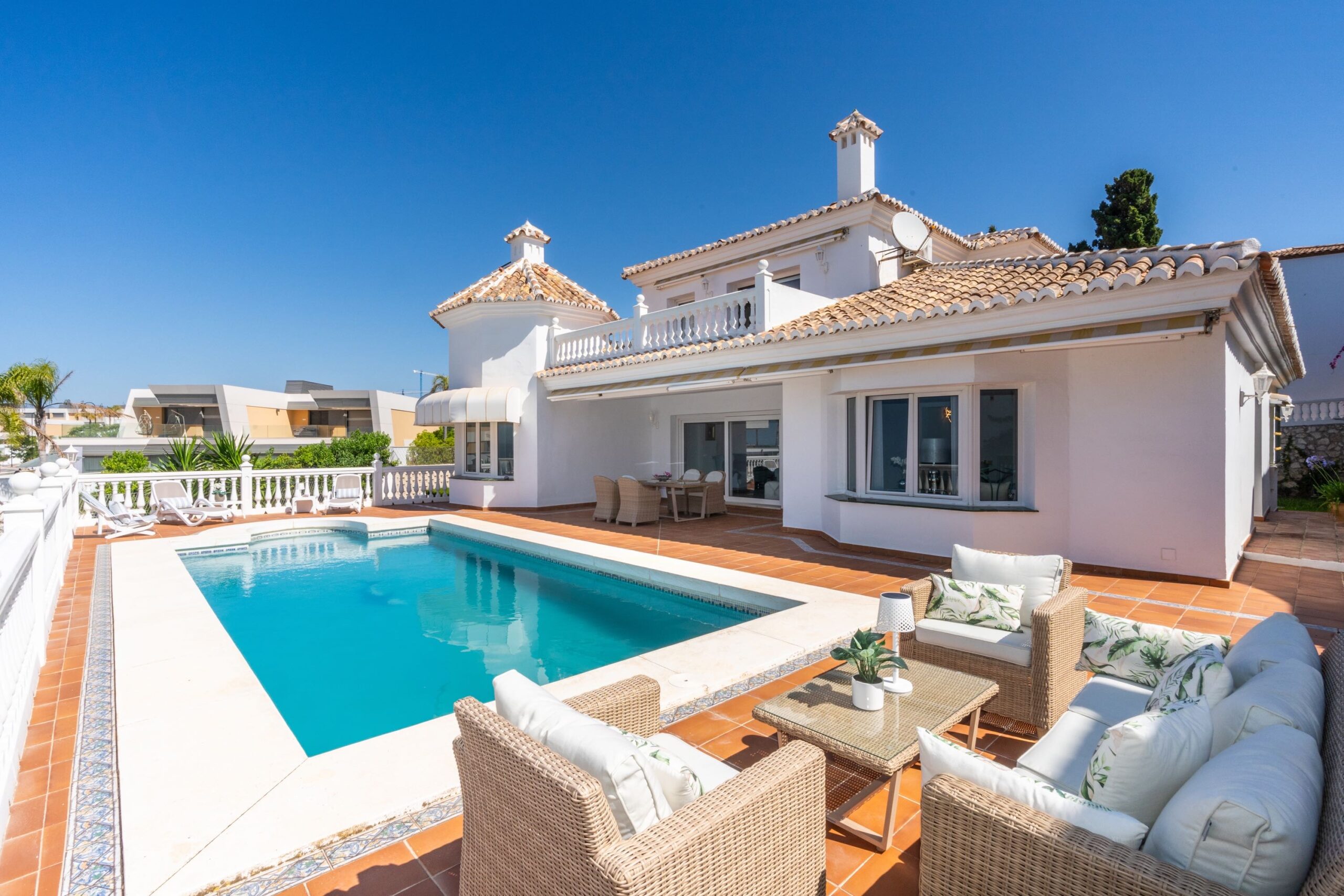 Villa La Cala de Mijas with Pool
