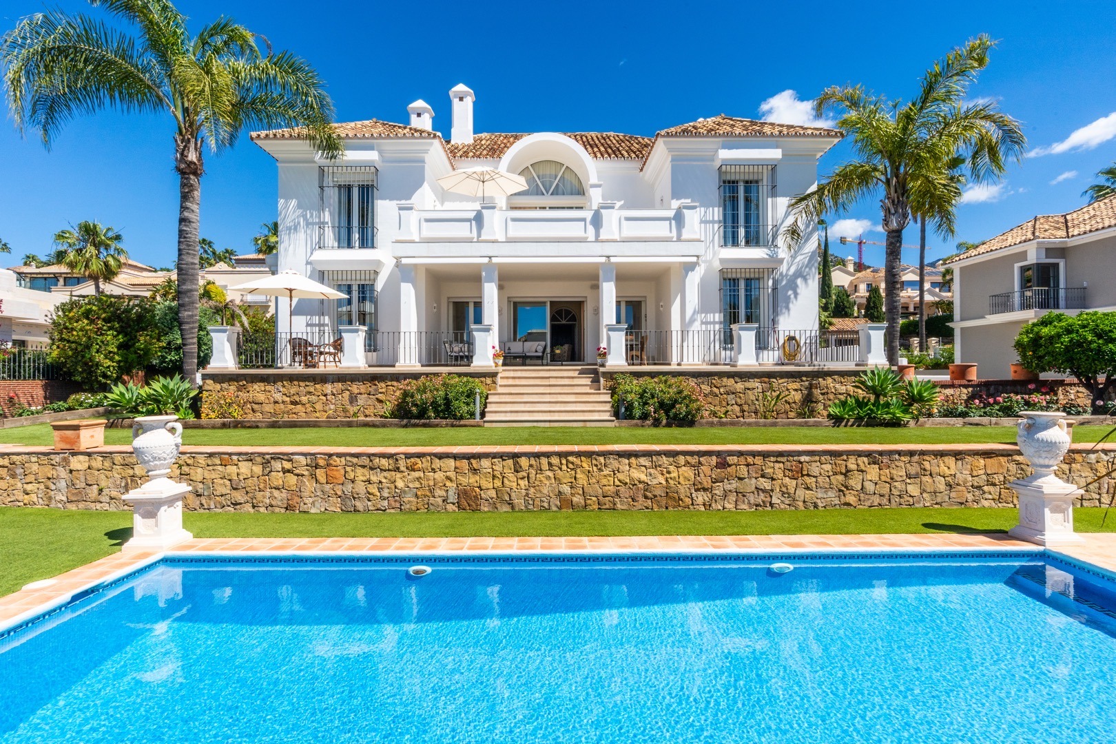 Ultra-prime villa with pool in Benahavís, La Zagaleta – luxury real estate photography