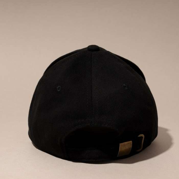 Black cap ready to carry a logo